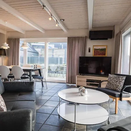 Holiday home Lxxvii